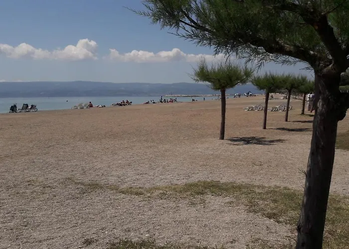 Daire Domenica Omiš